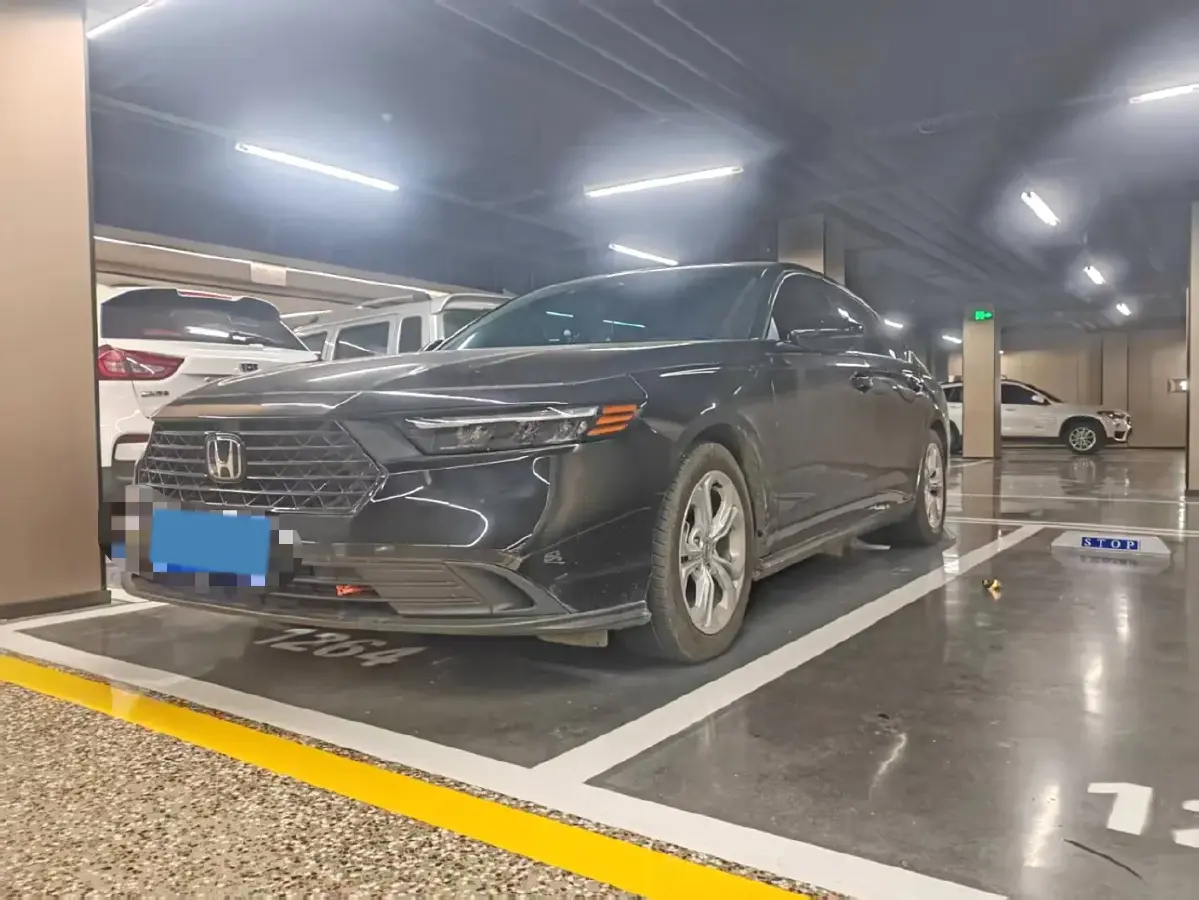 2023 Honda Accord 1.5T 192HP L4 CVT