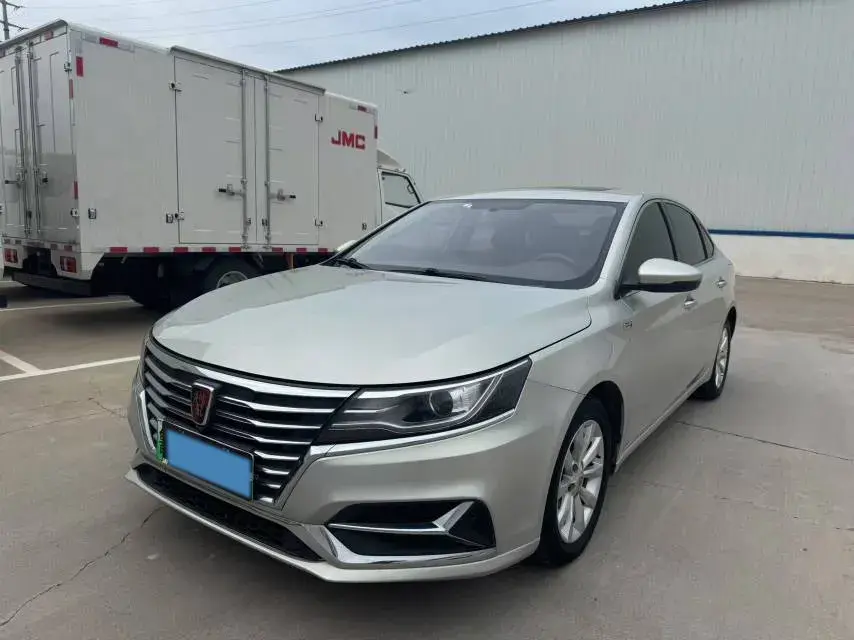 2017 Roewe i6 1.0T 125HP L3 2AT PHEV