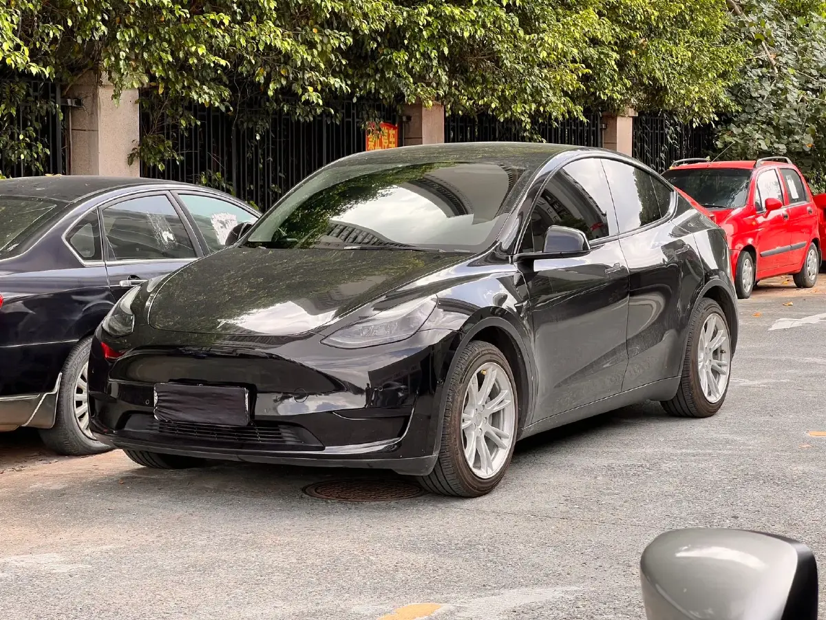 2022 Tesla Model Y BEV 60KWH