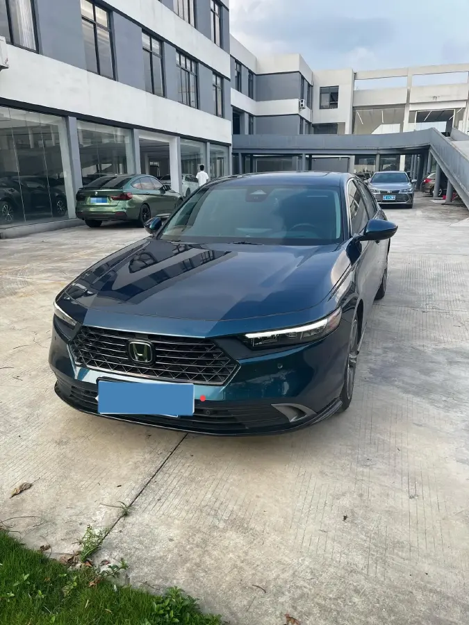 2023 Honda Accord 1.5T 192HP L4 CVT
