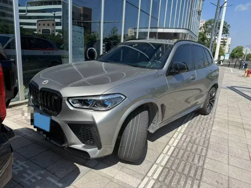 2022 BMW X5 M 4.4T 600HP V8 8AT