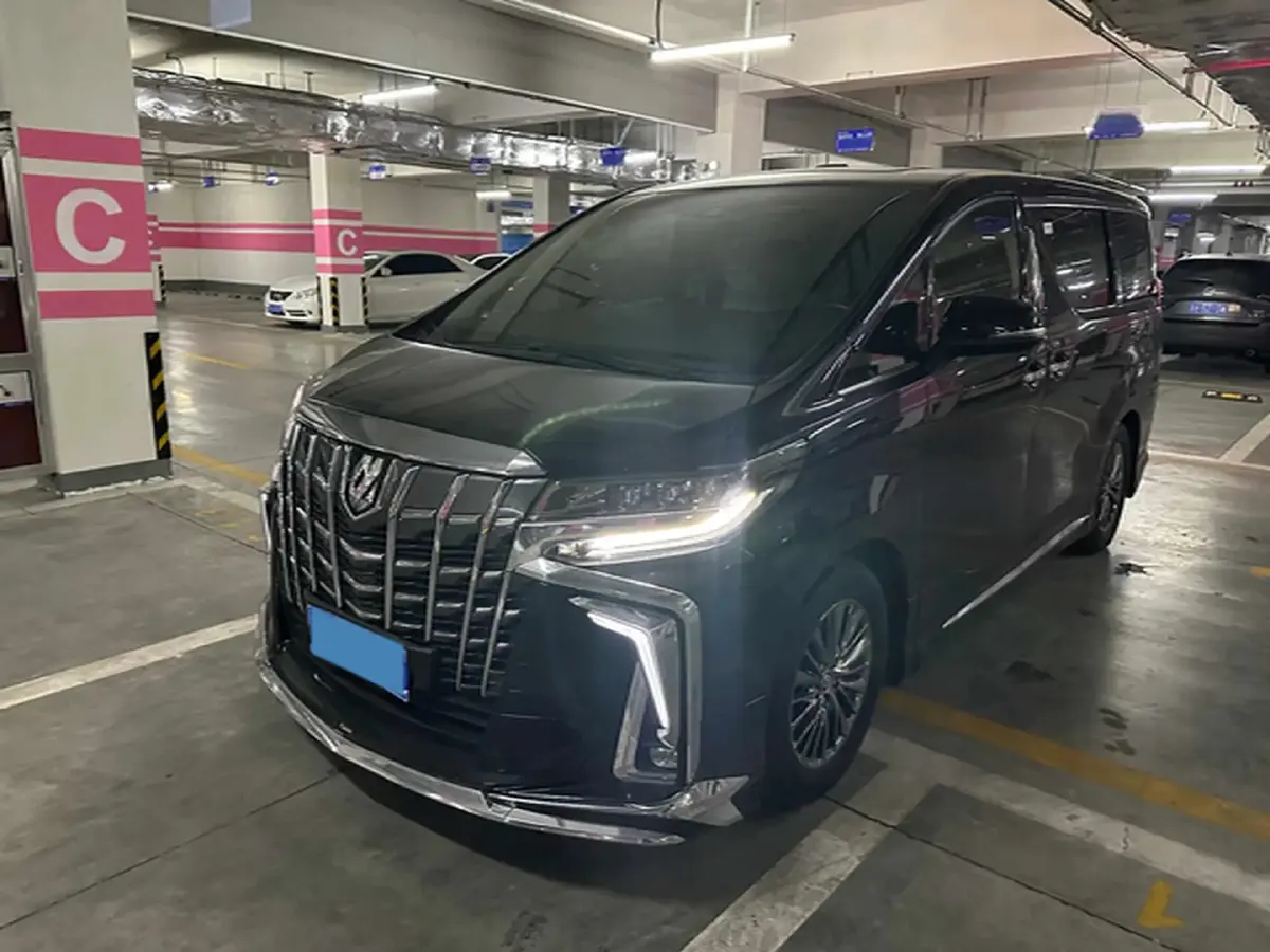 2020 Toyota Vellfire 2.5L 117HP L4 E-CVT Hybrid