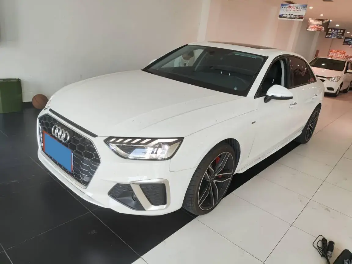 2020 Audi A4L 2.0T 150HP L4 7DCT