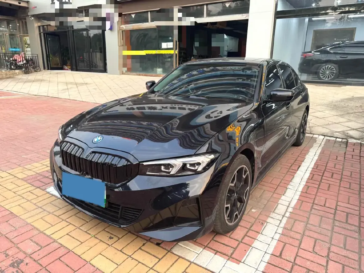 2024 BMW i3 BEV 70KWH