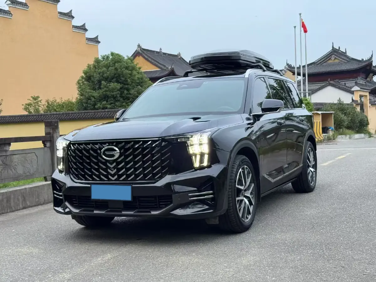 2022 GAC Trumpchi GS8 2.0T 252HP L4 8AT