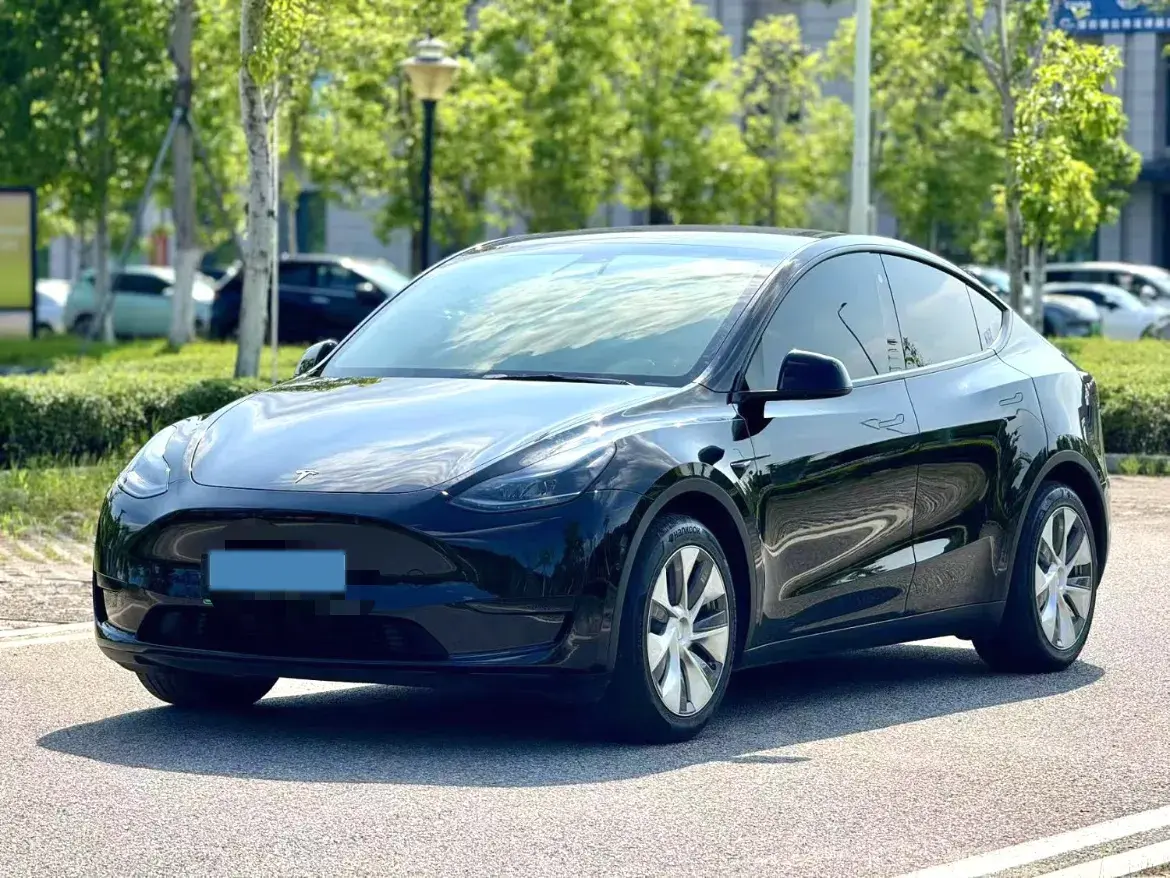 2022 Tesla Model Y BEV 60KWH