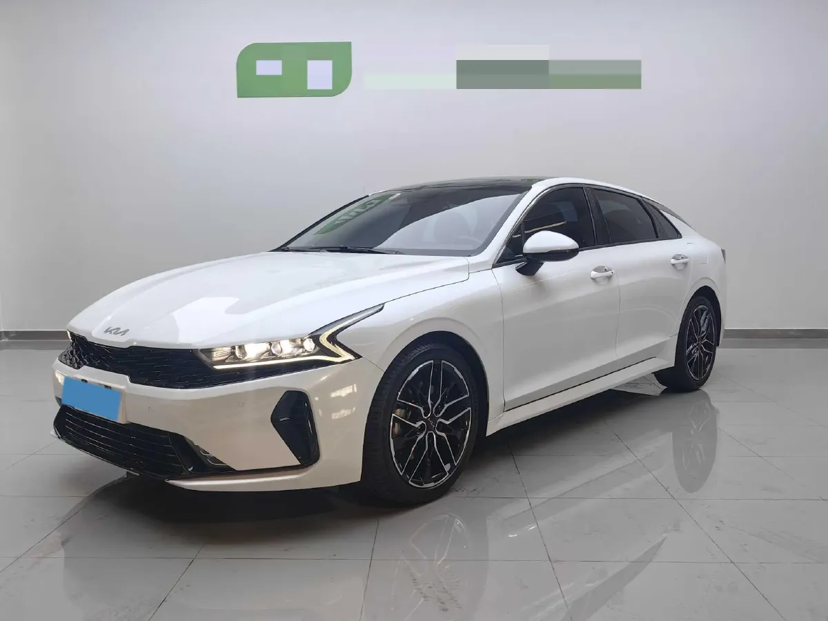 2021 Kia K5 2.0T 240HP L4 8AT,autocango,china used car exporter,china ev exporter,chinese used car exporter,chinese used ev exporter