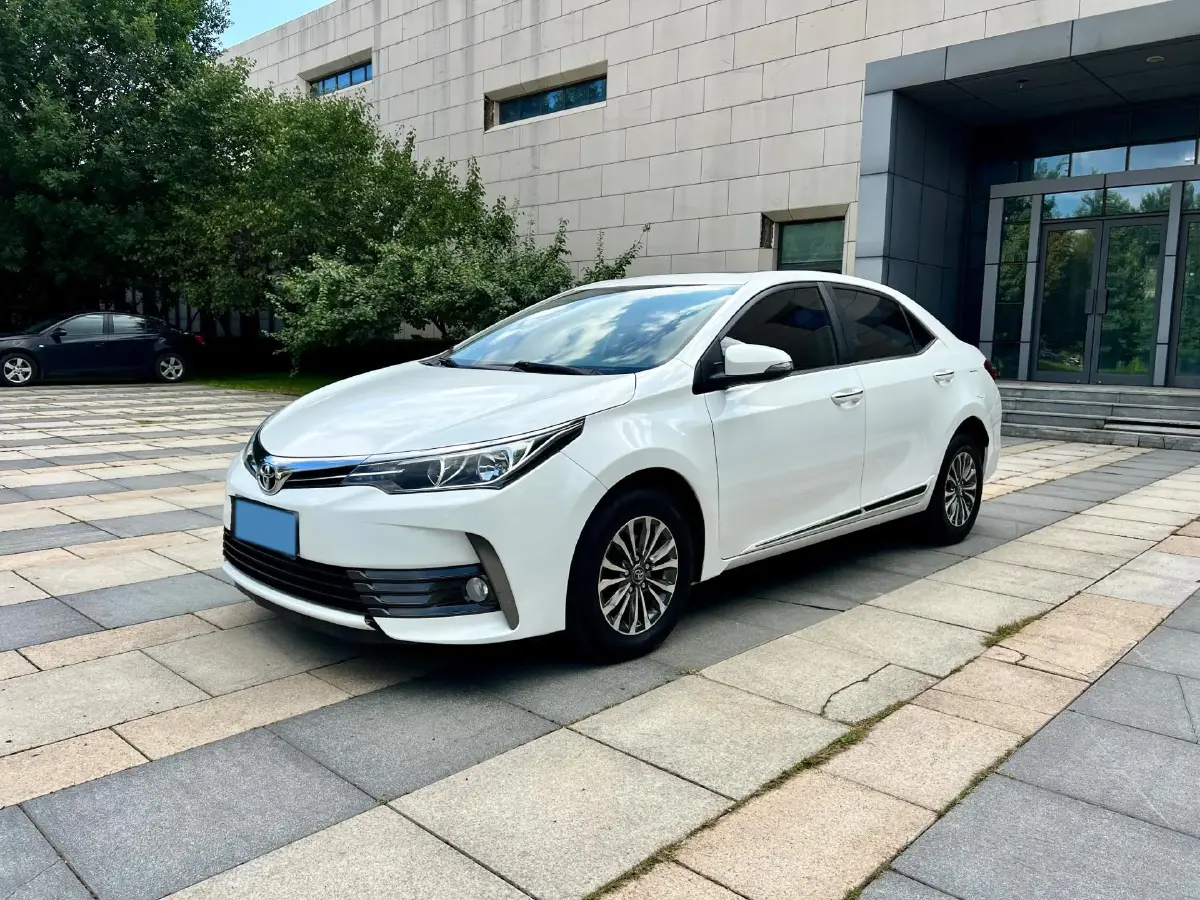 2017 Toyota Corolla 1.2T 116HP L4 6MT
