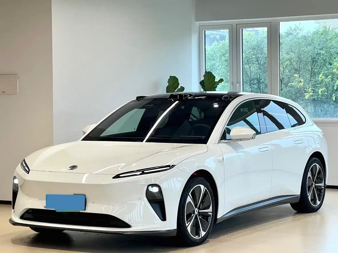 2024 NIO ET5T BEV 75KWH