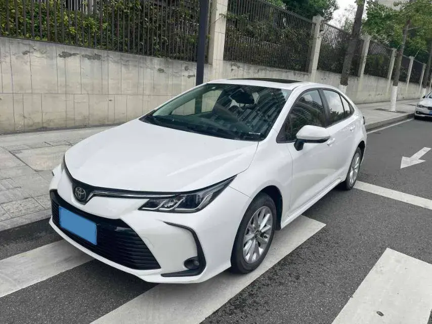 2021 Toyota Corolla 1.2T 116HP L4 CVT