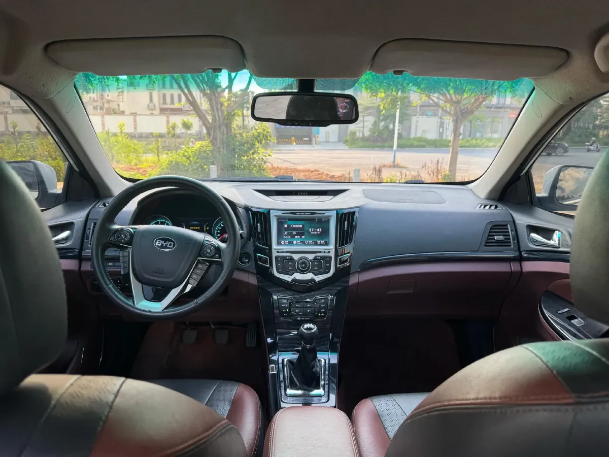 2016 BYD SuRui 1.5L 109HP L4 5MT,autocango,china used car exporter,china ev exporter,chinese used car exporter,chinese used ev exporter