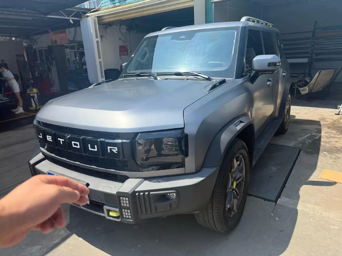 2023 Jetour Traveller 2.0T 254HP L4 7DCT