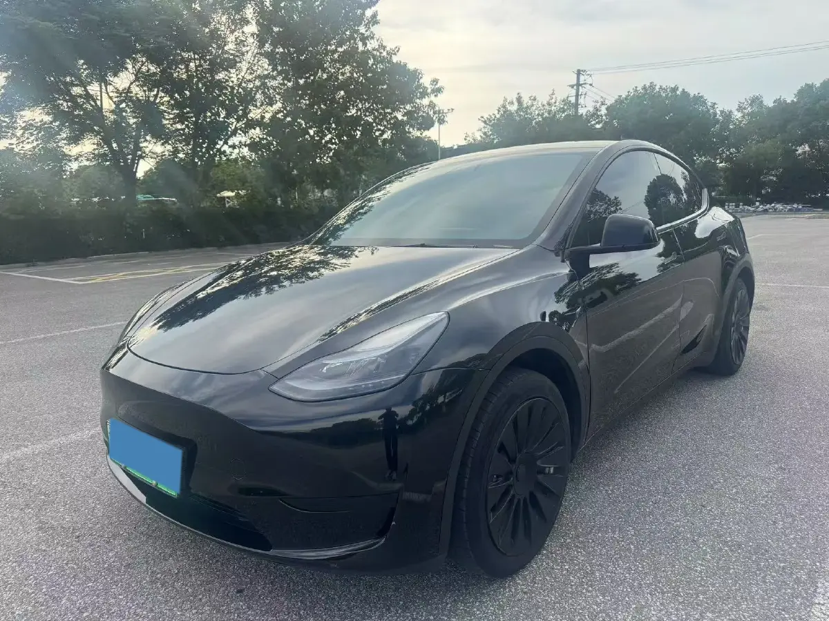 2022 Tesla Model Y BEV 60KWH