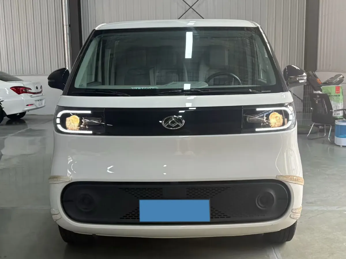 2023 MAXUS XinTu EV80 BEV 51.5KWH,autocango,china used car exporter,china ev exporter,chinese used car exporter,chinese used ev exporter