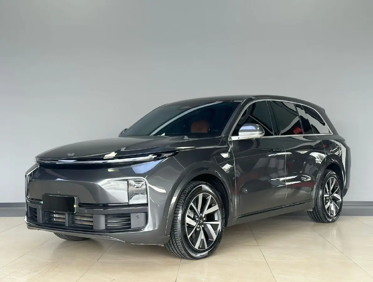 2023 Li L8 Range Extended 154HP REEV 40.9KWH
