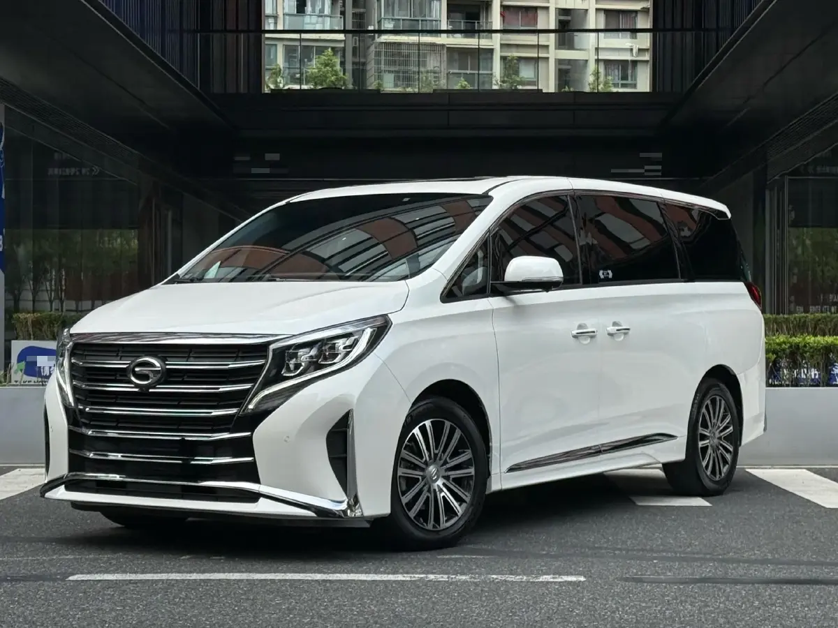 2021 GAC Trumpchi M8 2.0T 252HP L4 8AT