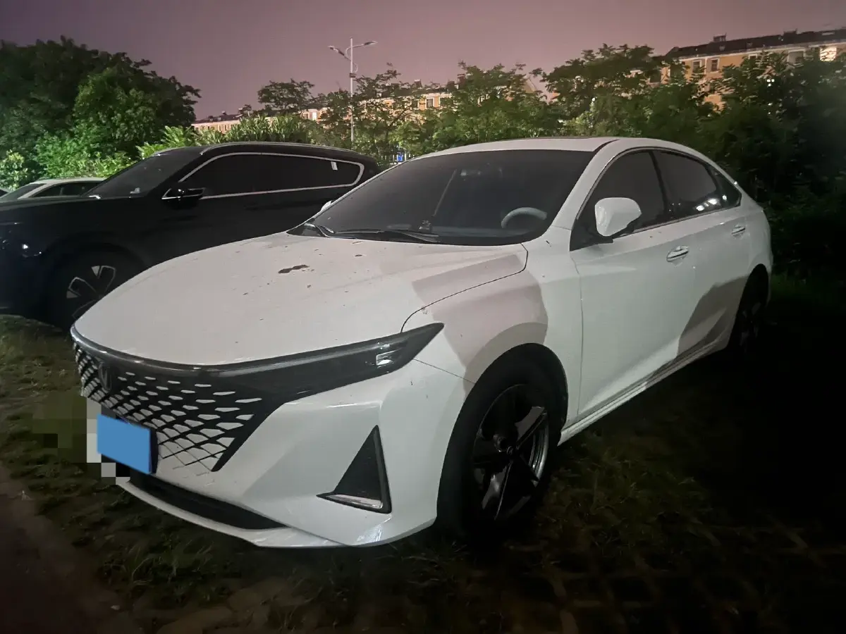 2023 ChangAn Raeton Plus 1.5T 188HP L4 7DCT