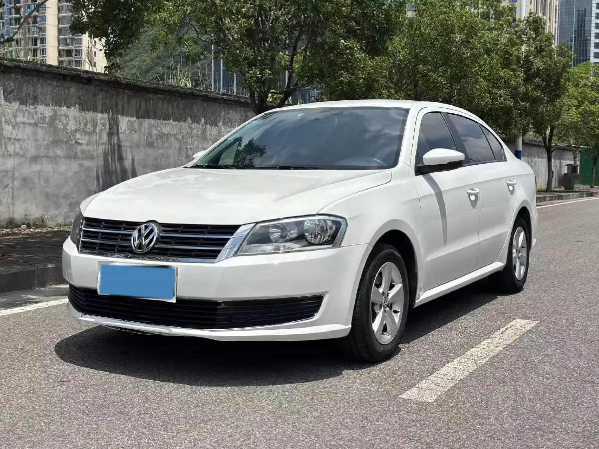 2013 Volkswagen Lavida 1.6L 110HP L4 6AT