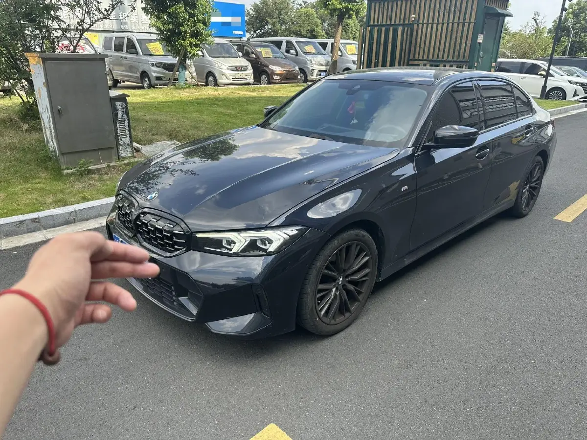 2023 BMW 3 Series 2.0T 184HP L4 8AT