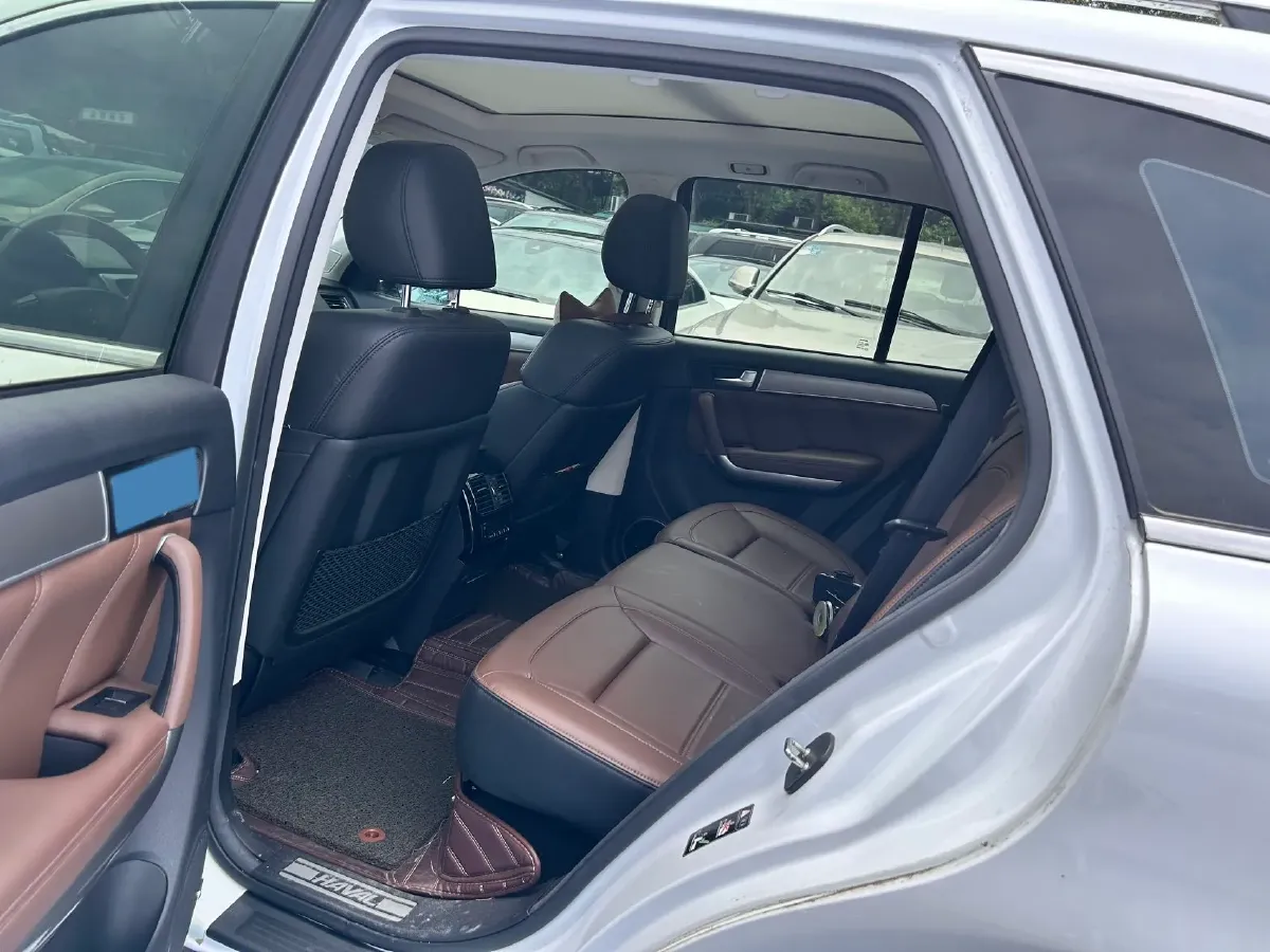 2017 Haval H8 2.0T 252HP L4 8AT,autocango,china used car exporter,china ev exporter,chinese used car exporter,chinese used ev exporter