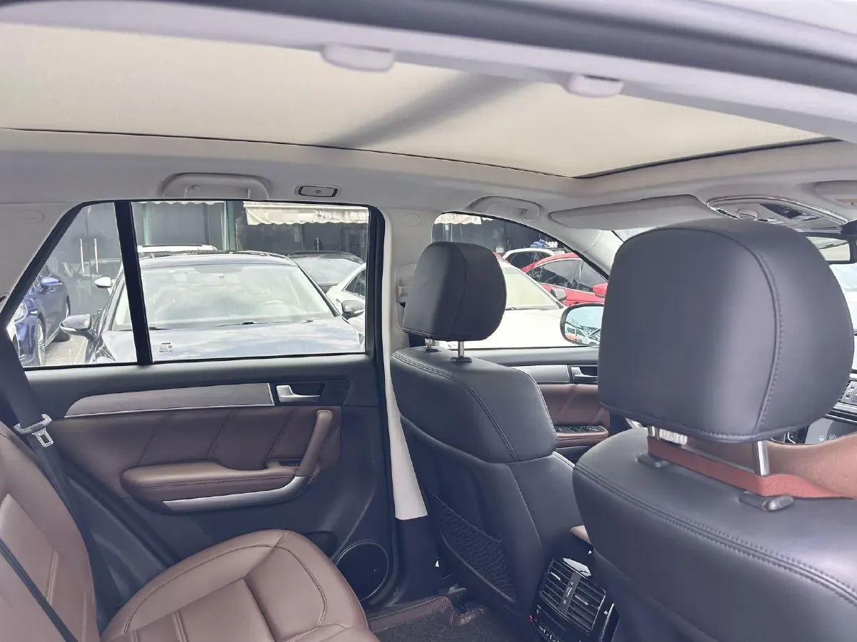 2017 Haval H8 2.0T 252HP L4 8AT,autocango,china used car exporter,china ev exporter,chinese used car exporter,chinese used ev exporter