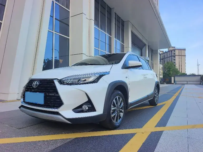 2022 Toyota Yaris L 1.5L 112HP L4 CVT