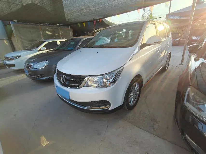 2016 BaoJun 730 1.5L 112HP L4 5MT