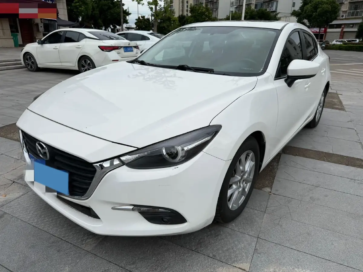2017 Mazda 3 Axela 1.5L 117HP L4 6AT