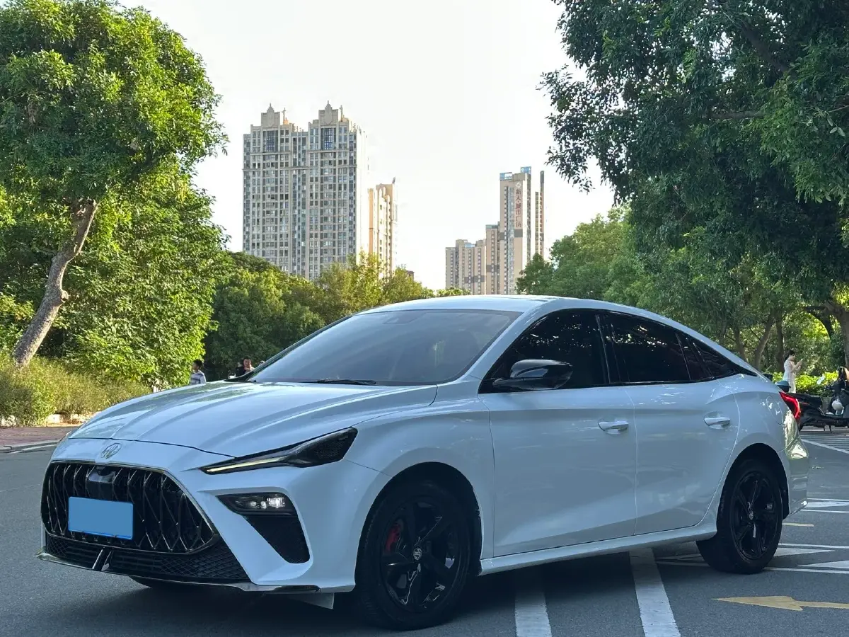 2022 MG 5 Scorpio 1.5T 181HP L4 7DCT