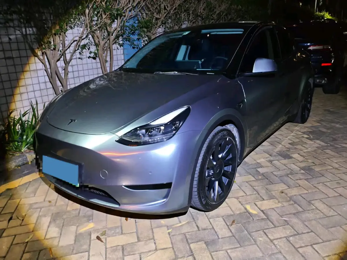 2022 Tesla Model Y BEV 60KWH