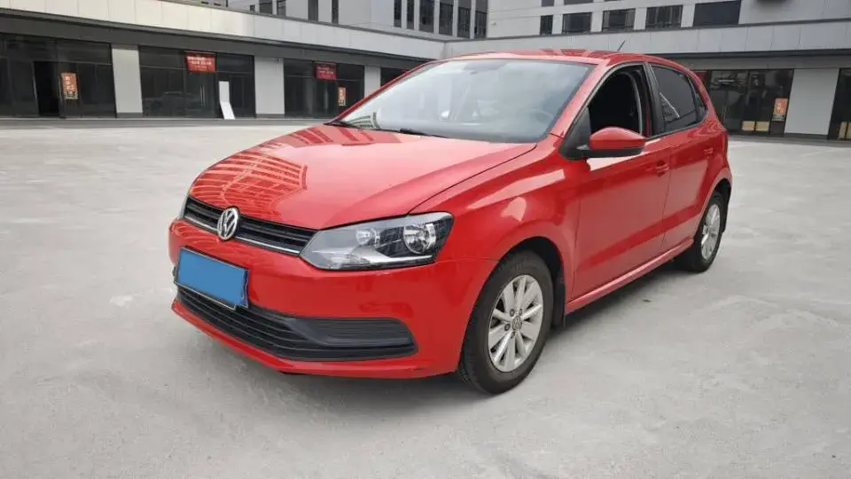 2016 Volkswagen Polo 1.4L 90HP L4 5MT