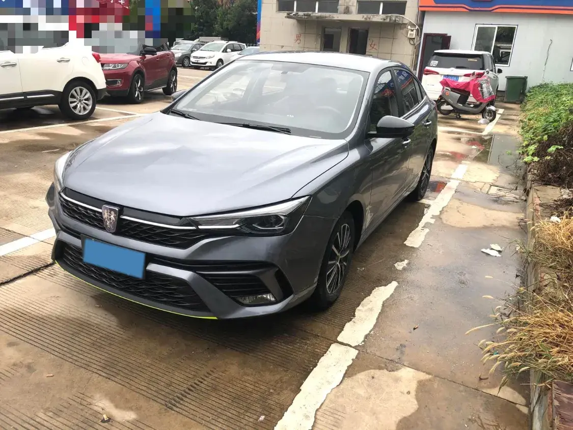 2021 Roewe i5 1.5L 120HP L4 CVT