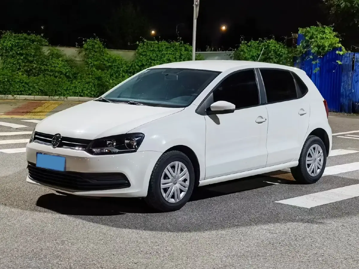 2018 Volkswagen Polo 1.5L 110HP L4 6AT