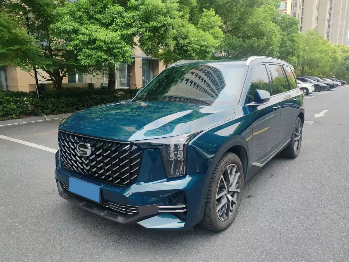 2022 GAC Trumpchi GS8 2.0T 252HP L4 8AT