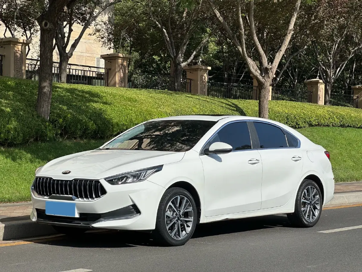 2020 Kia K3 1.5L 115HP L4 CVT
