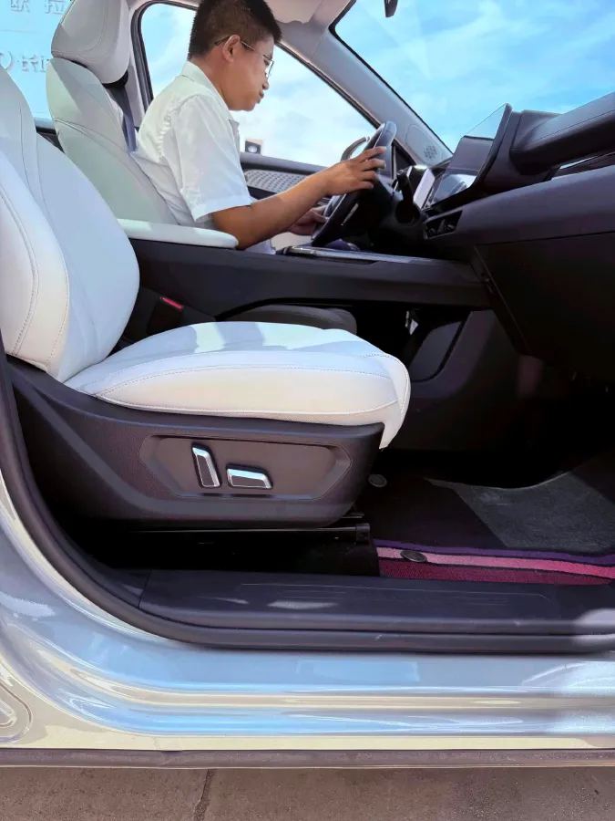 2023 Haval Fierce Dragon 1.5L 101HP L4 2DHT PHEV 19.27KWH,autocango,china used car exporter,china ev exporter,chinese used car exporter,chinese used ev exporter