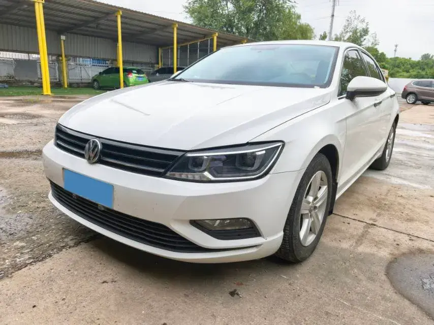 2017 Volkswagen Lamando 1.4T 131HP L4 7DCT