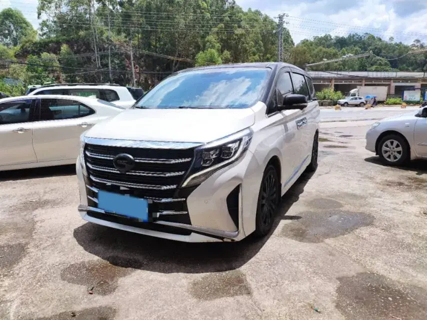 2023 GAC Trumpchi M8 2.0T 252HP L4 8AT