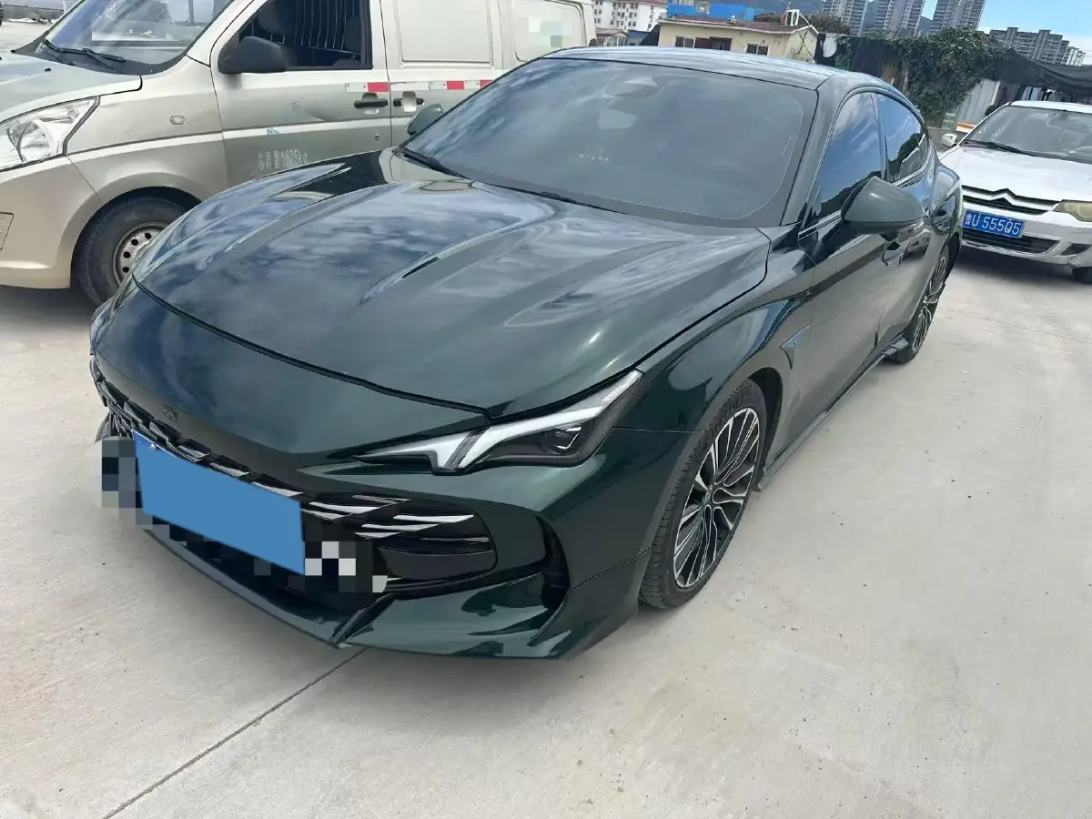 2023 MG 7 2.0T 261HP L4 9AT