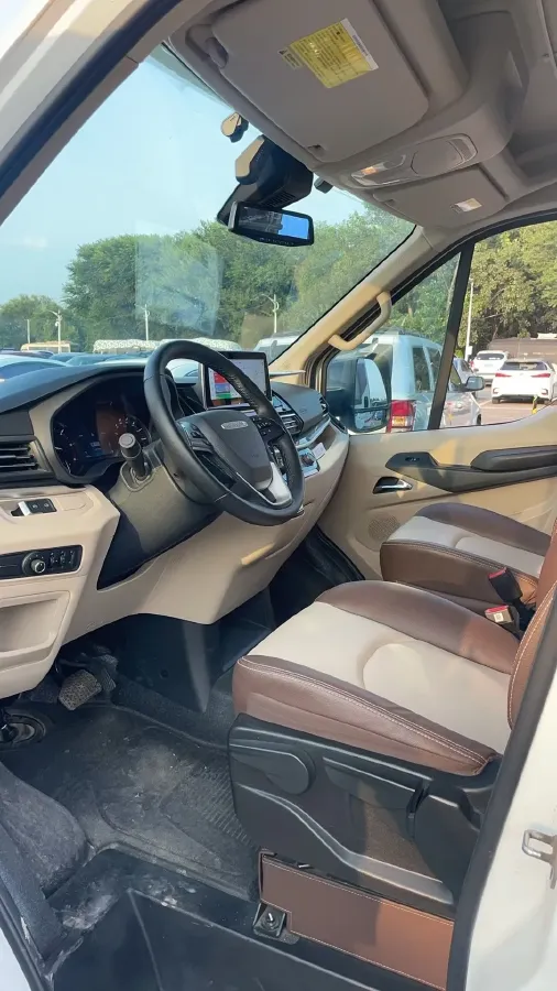 2022 MAXUS V100 RV 2.0T 150HP L4 6AT,autocango,china used car exporter,china ev exporter,chinese used car exporter,chinese used ev exporter