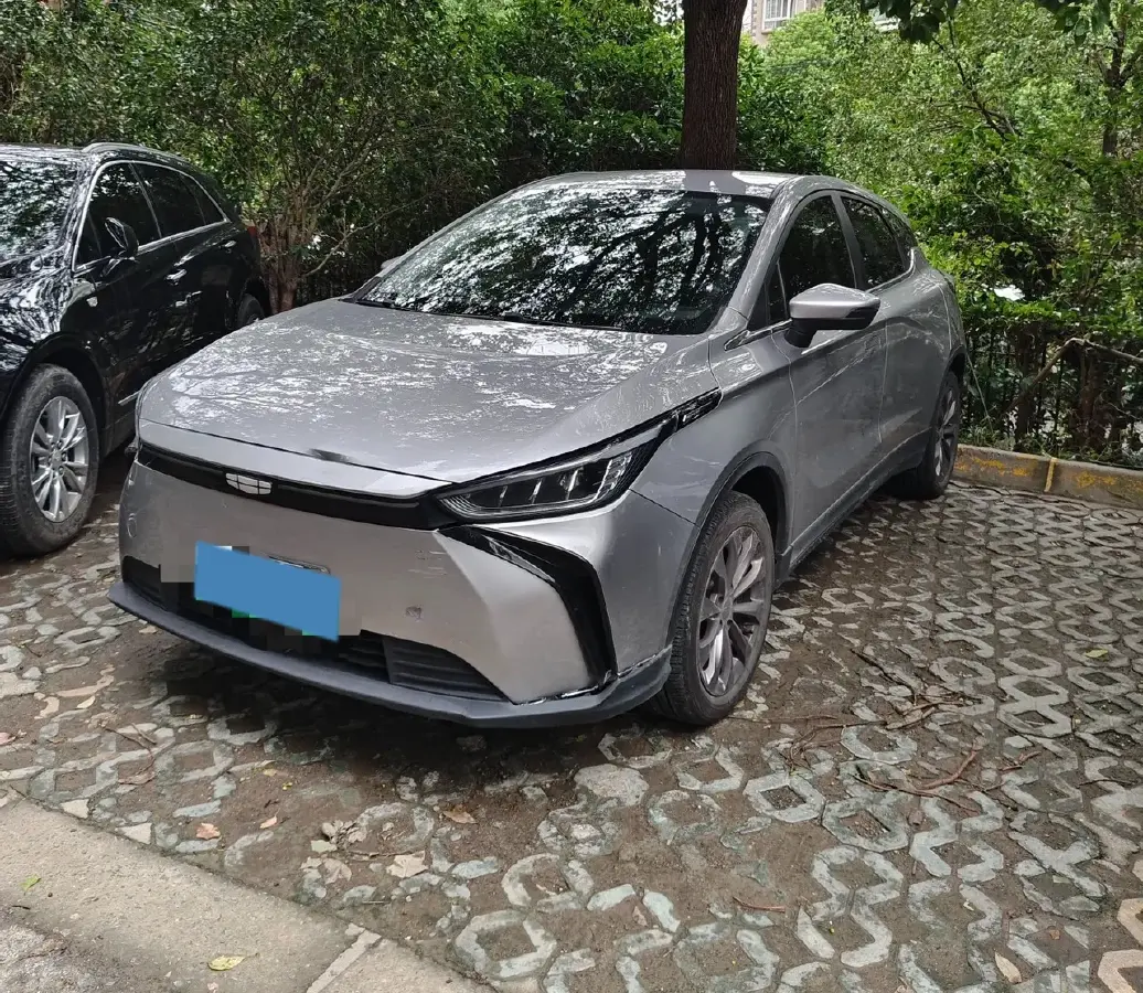 2022 Geometry M6 BEV 70KWH