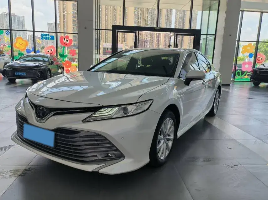 2019 Toyota Camry 2.0L 178HP L4 CVT