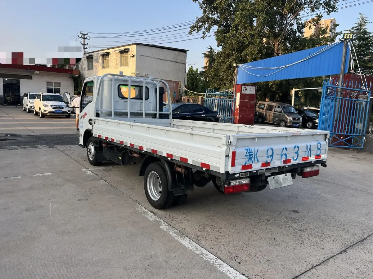 2022 Karry X6 1.6L 122HP L4 5MT,autocango,china used car exporter,china ev exporter,chinese used car exporter,chinese used ev exporter