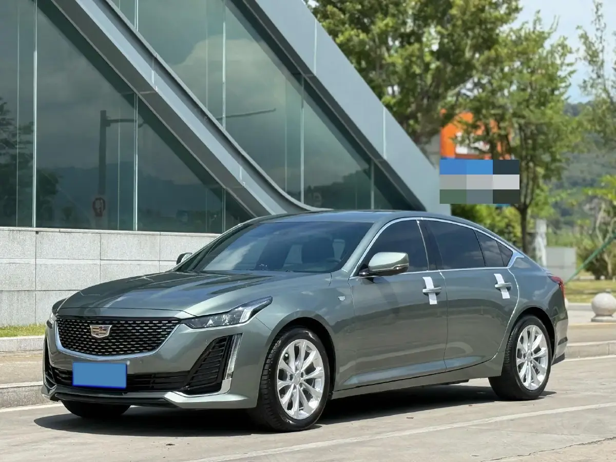 2023 Cadillac CT5 2.0T 237HP L4 10AT