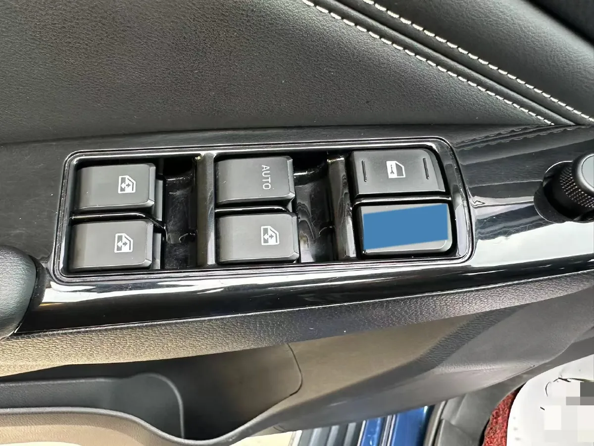 2021 Isuzu Taga 3.0T 143HP L4 5MT,autocango,china used car exporter,china ev exporter,chinese used car exporter,chinese used ev exporter