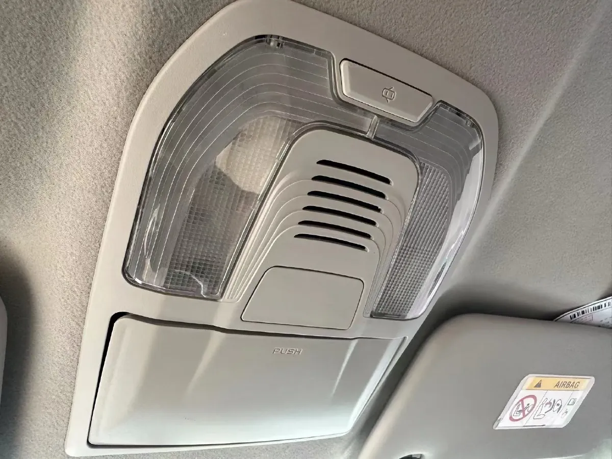 2021 Isuzu Taga 3.0T 143HP L4 5MT,autocango,china used car exporter,china ev exporter,chinese used car exporter,chinese used ev exporter