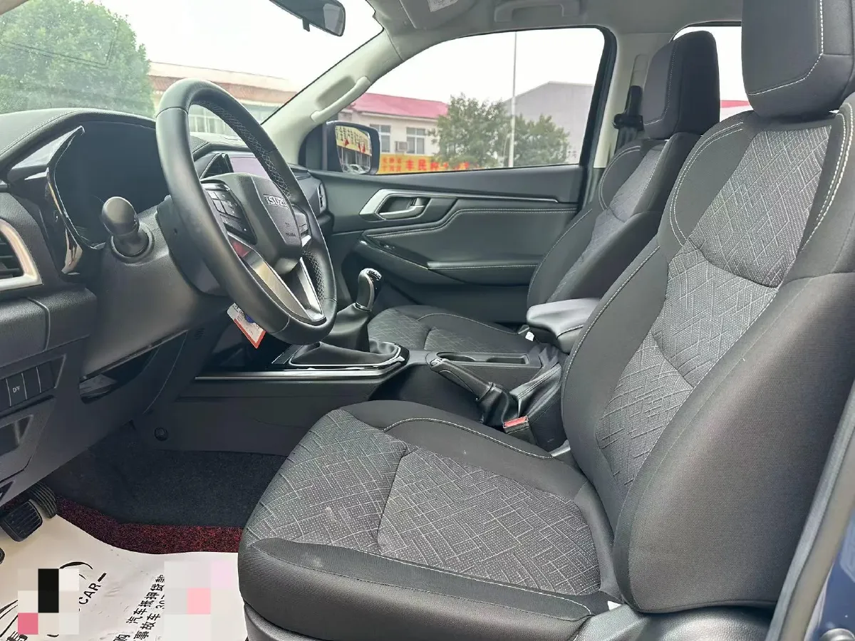 2021 Isuzu Taga 3.0T 143HP L4 5MT,autocango,china used car exporter,china ev exporter,chinese used car exporter,chinese used ev exporter