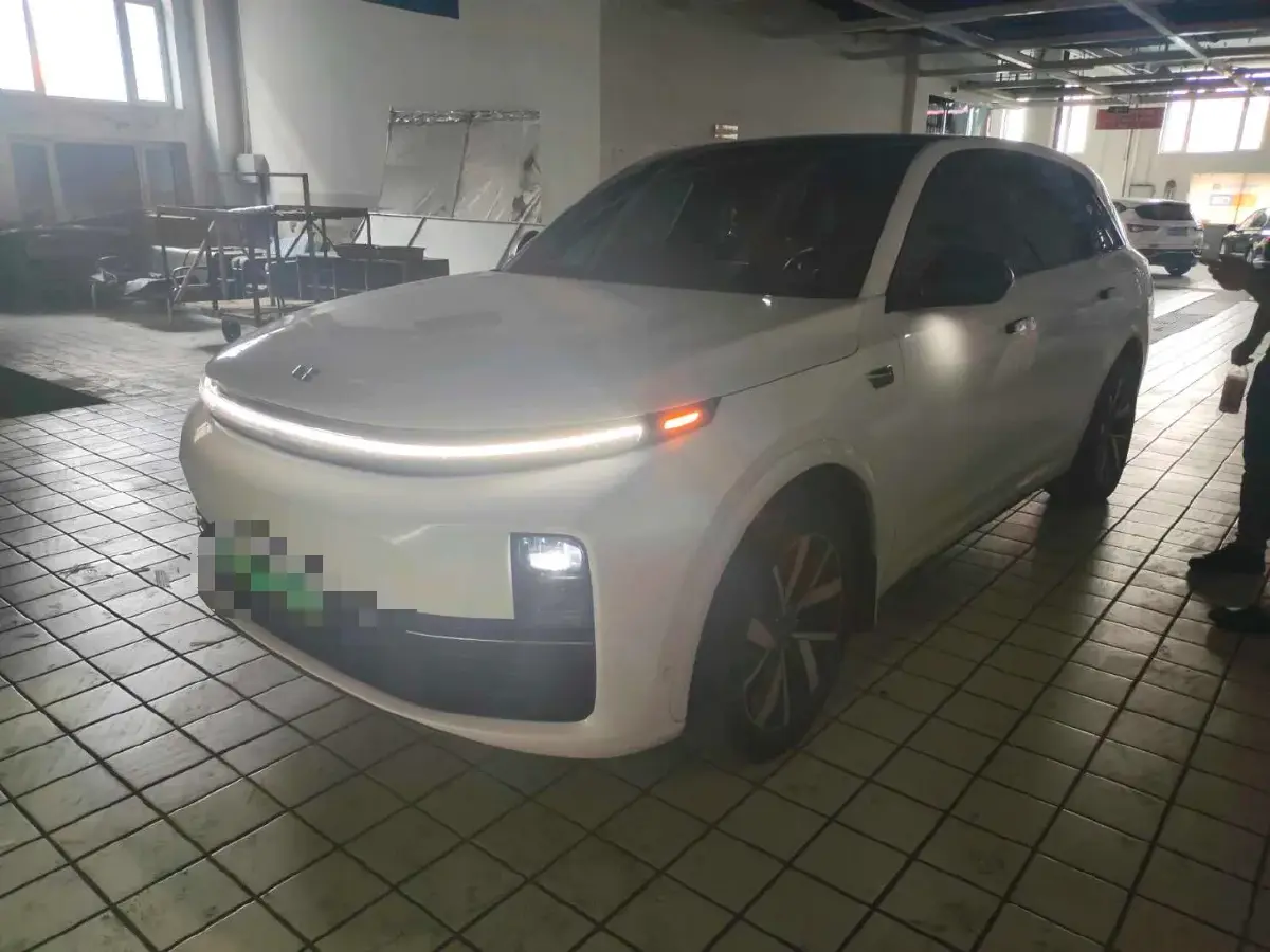 2023 Li L7 Range Extended 154HP REEV 40.9KWH