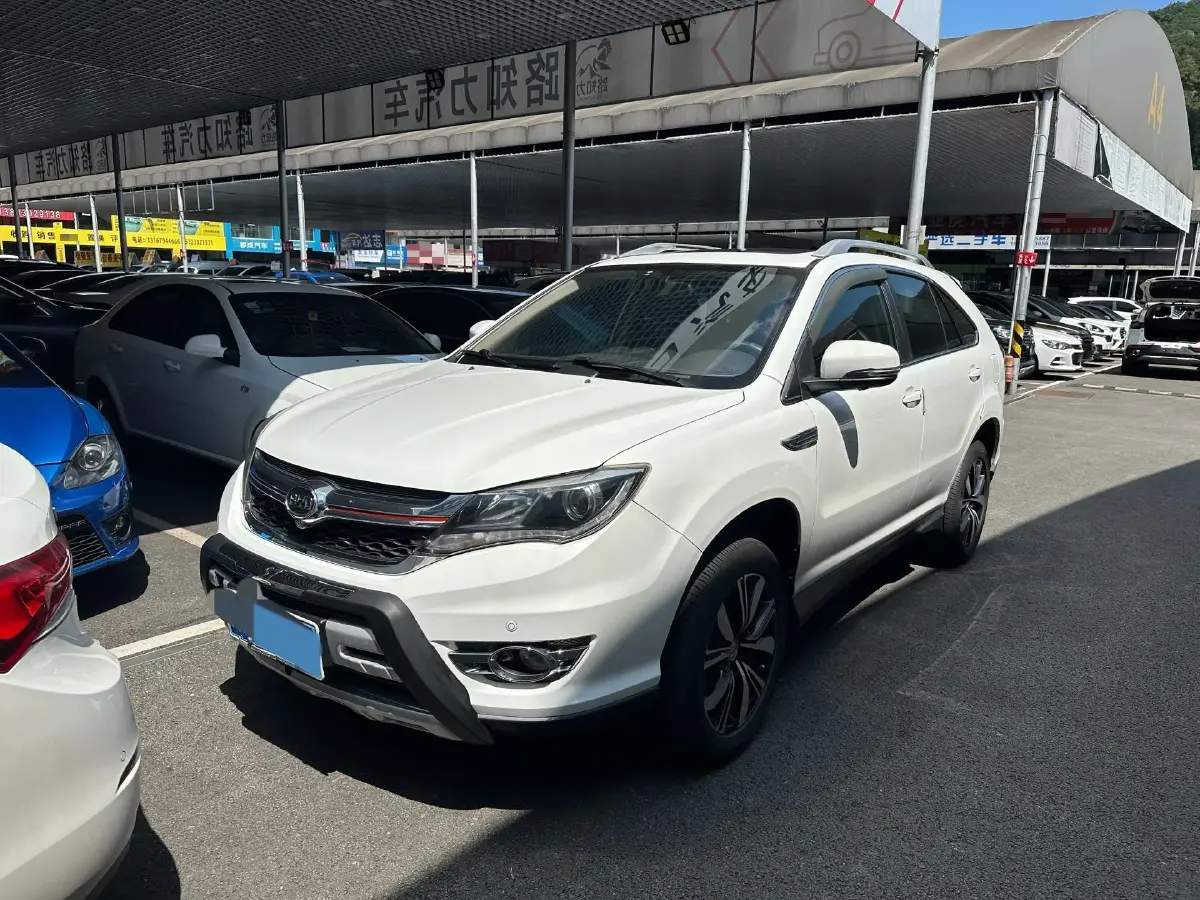 2017 BYD S7 2.0T 205HP L4 6DCT