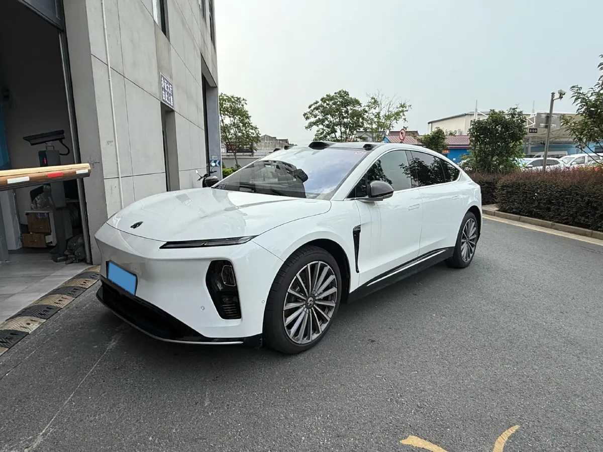2025 NIO ET9 BEV 100KWH,autocango,china used car exporter,china ev exporter,chinese used car exporter,chinese used ev exporter